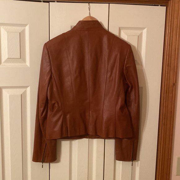 Beautiful Talbots Fitted Leather Jacket Size 10 - Picture 3 of 5